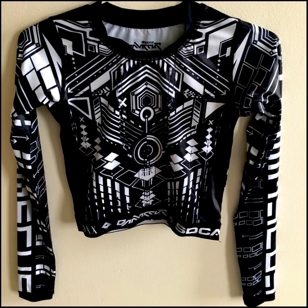 Damascus Long Sleeve Crop Top